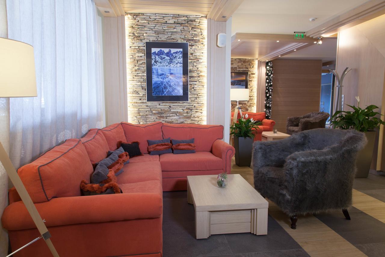 Amira Boutique Hotel Bansko Exterior photo The lobby of the hotel