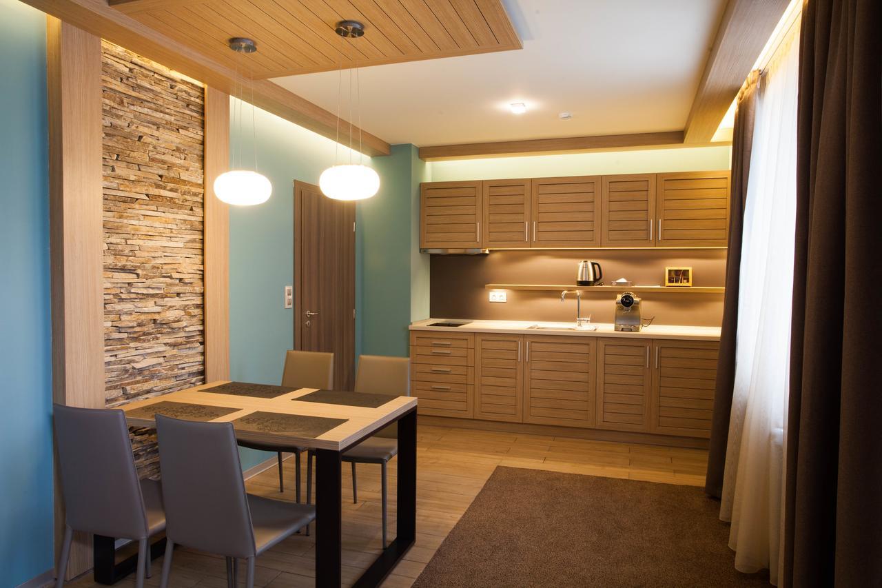 Amira Boutique Hotel Bansko Exterior photo A modern kitchen